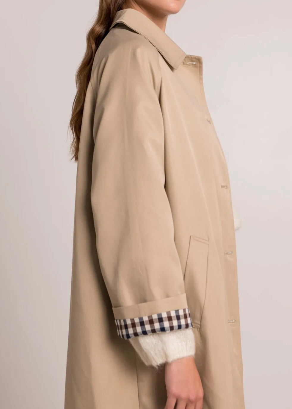 Trench long détails carreaux