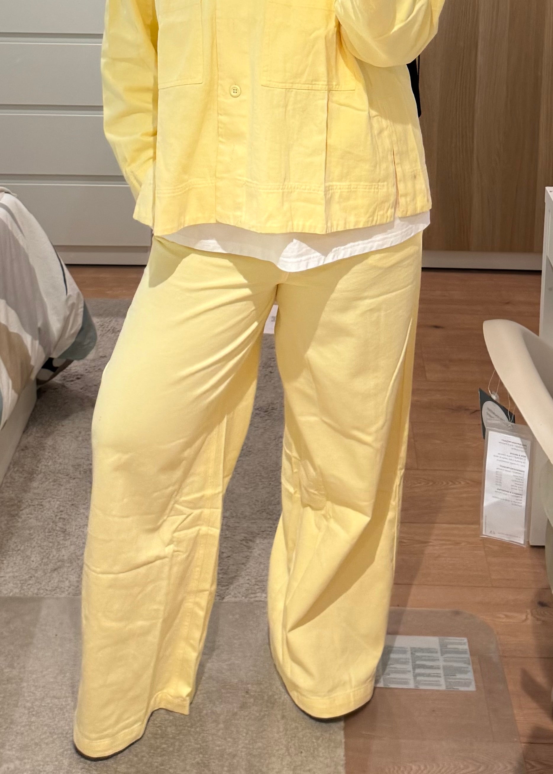 Pantalon jaune poussin