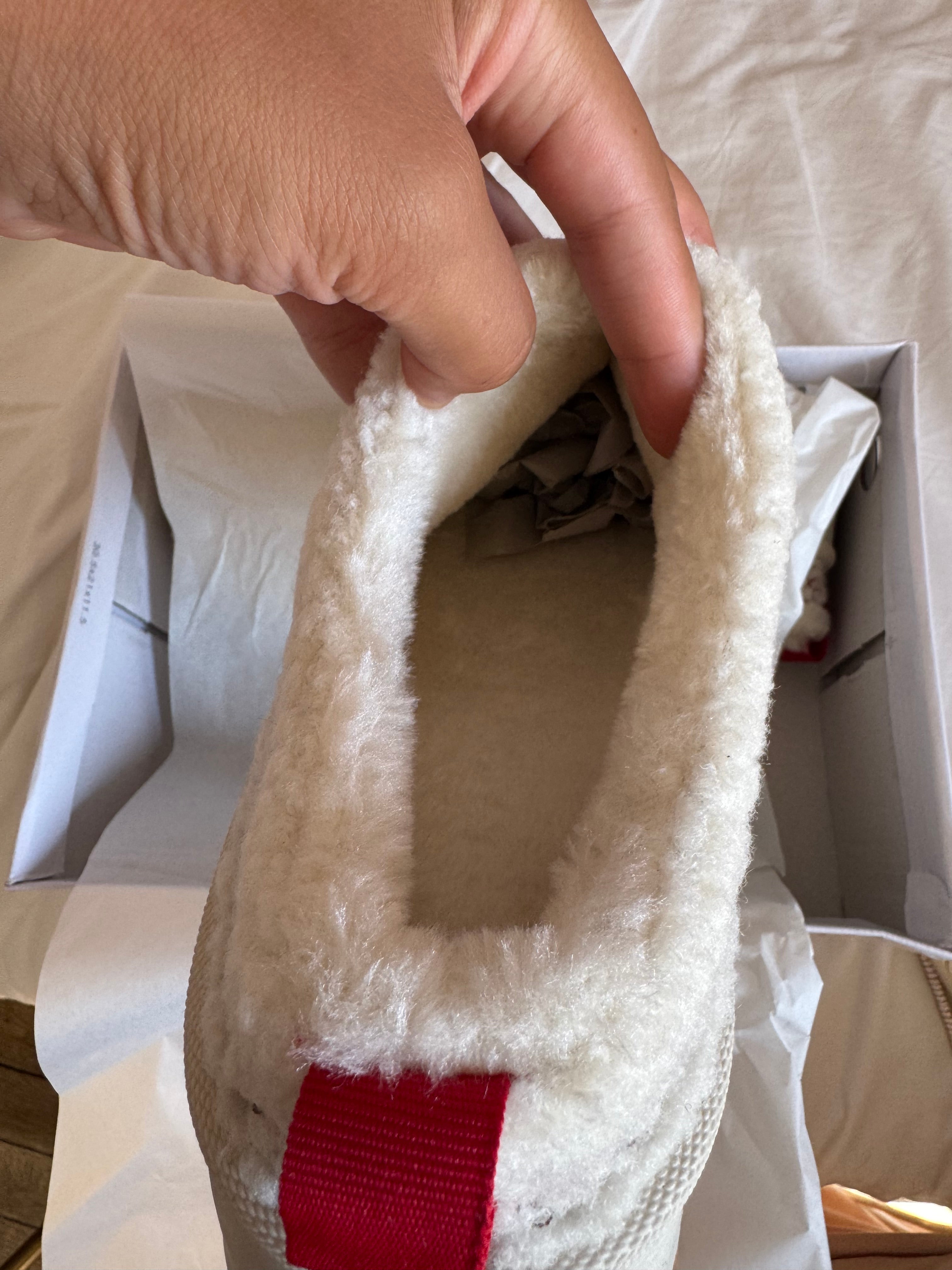 Mules moumoute pour femme à plateforme, doublure en fausse fourrure ultra douce, confortables et chaudes.