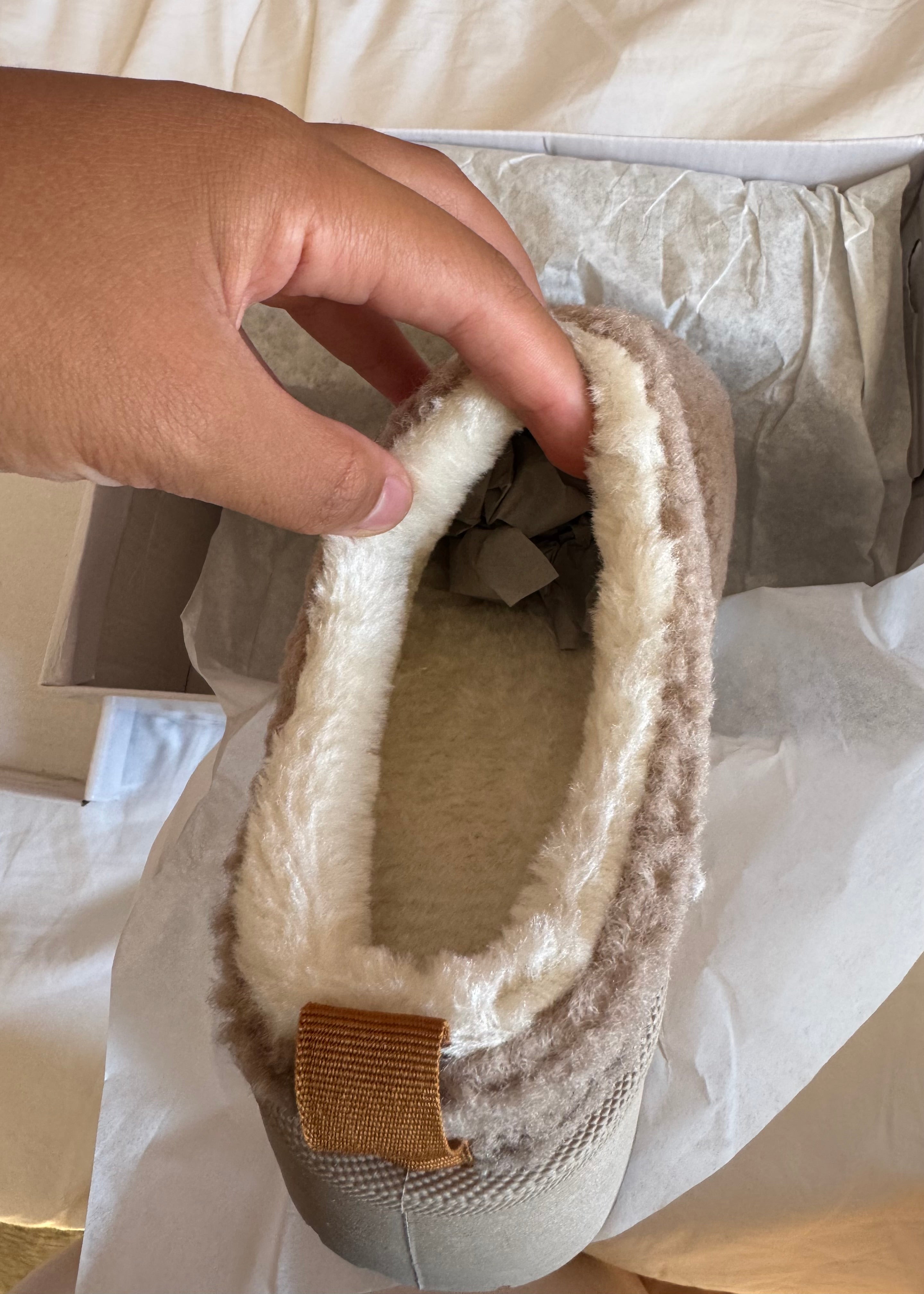 Mules moumoute pour femme à plateforme, doublure en fausse fourrure ultra douce, confortables et chaudes.